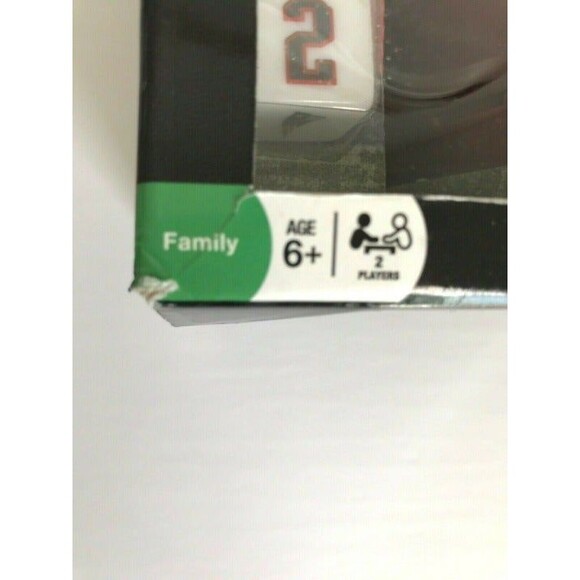 NFL New England Patriots Shake N Score Travel Dice Game NEW - Picture 2 of 8